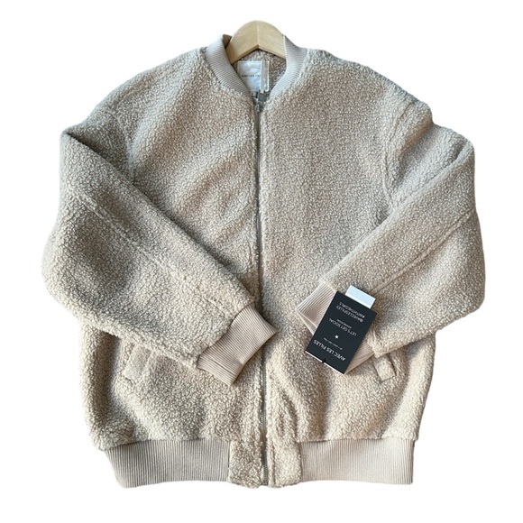 Avec Les Filles Womens Cream Faux Fur Teddy Jacket Size Small NWT - Picture 15 of 15